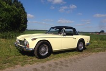 Triumph TR 250