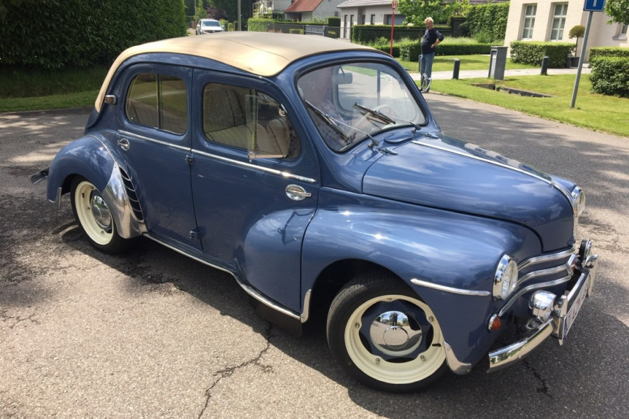 Renault 4CV Decouvrable